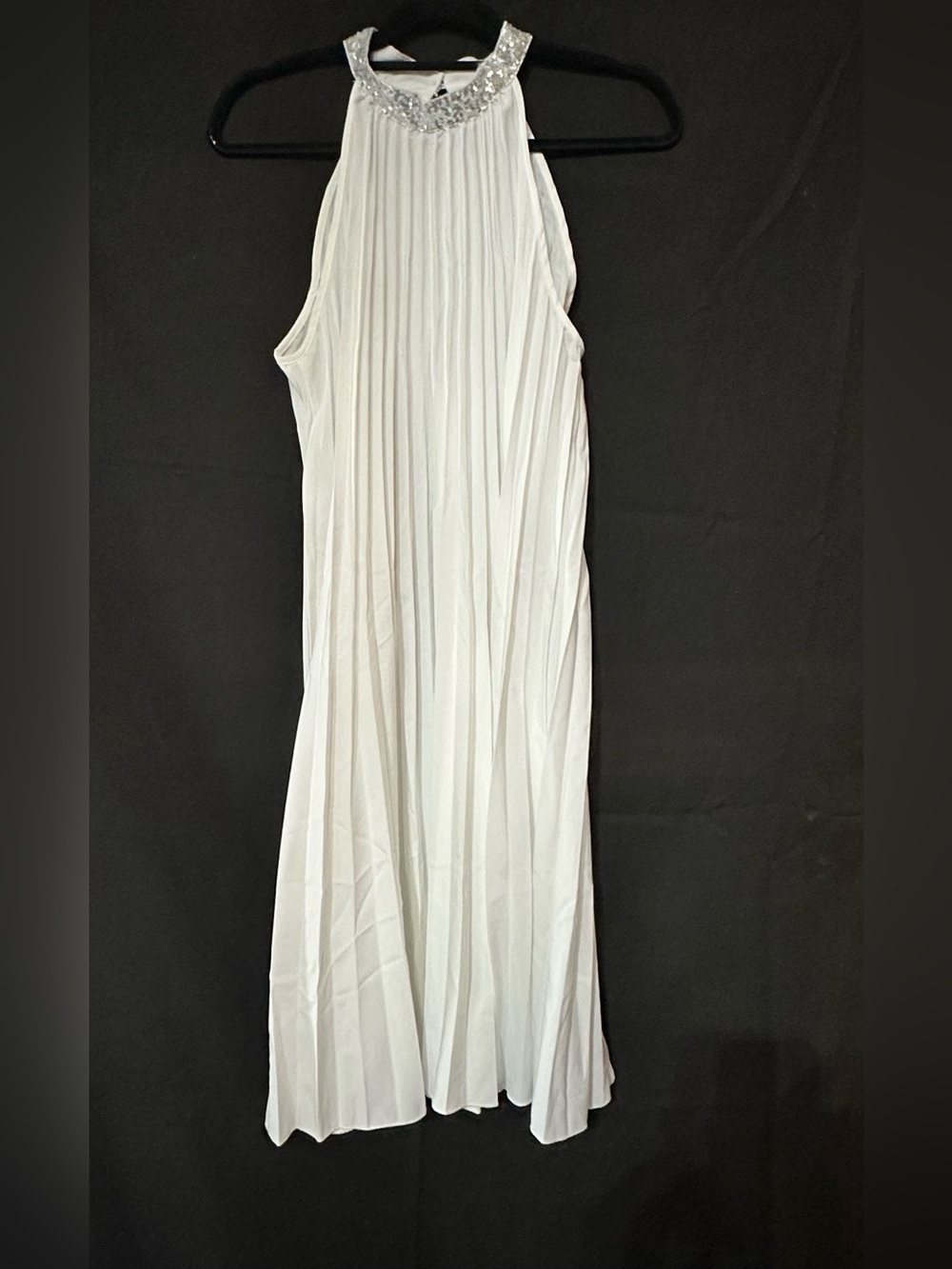 Elegant White Pleated Halter Dress with Sequins